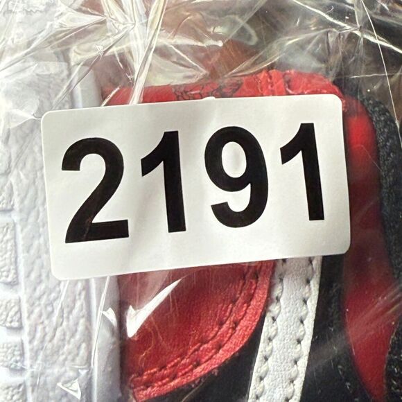 Jordan 1 Low Bred Toe Toddler 4c Shoes Black Red Athletic Sneakers - Picture 10 of 10